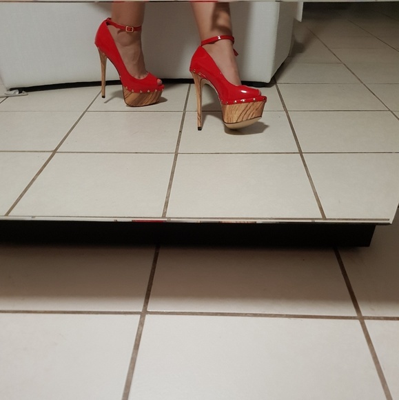 shoes - Picture 4 of 4